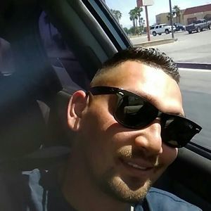 Meet your Posher, Ernesto